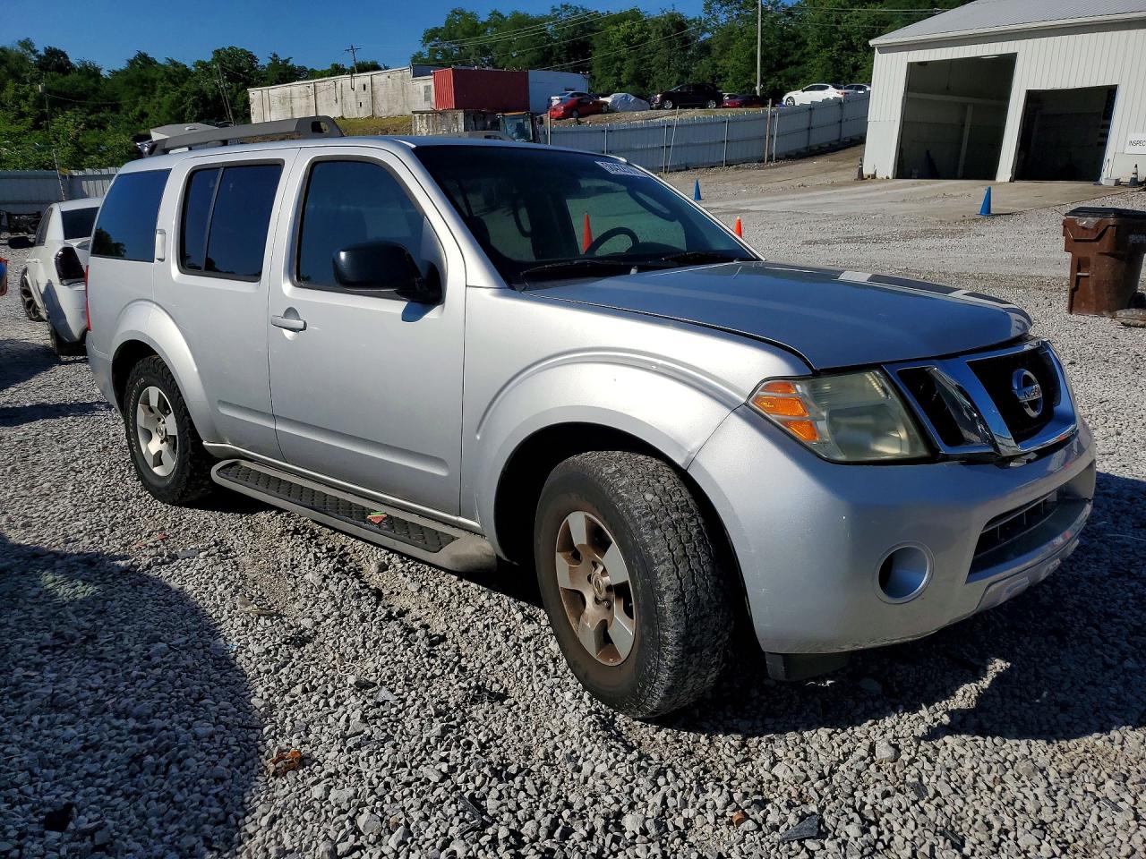 2011 NISSAN PATHFINDER