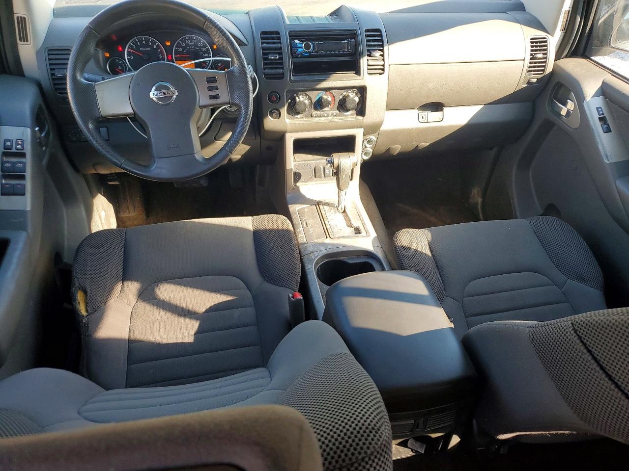 2011 NISSAN PATHFINDER