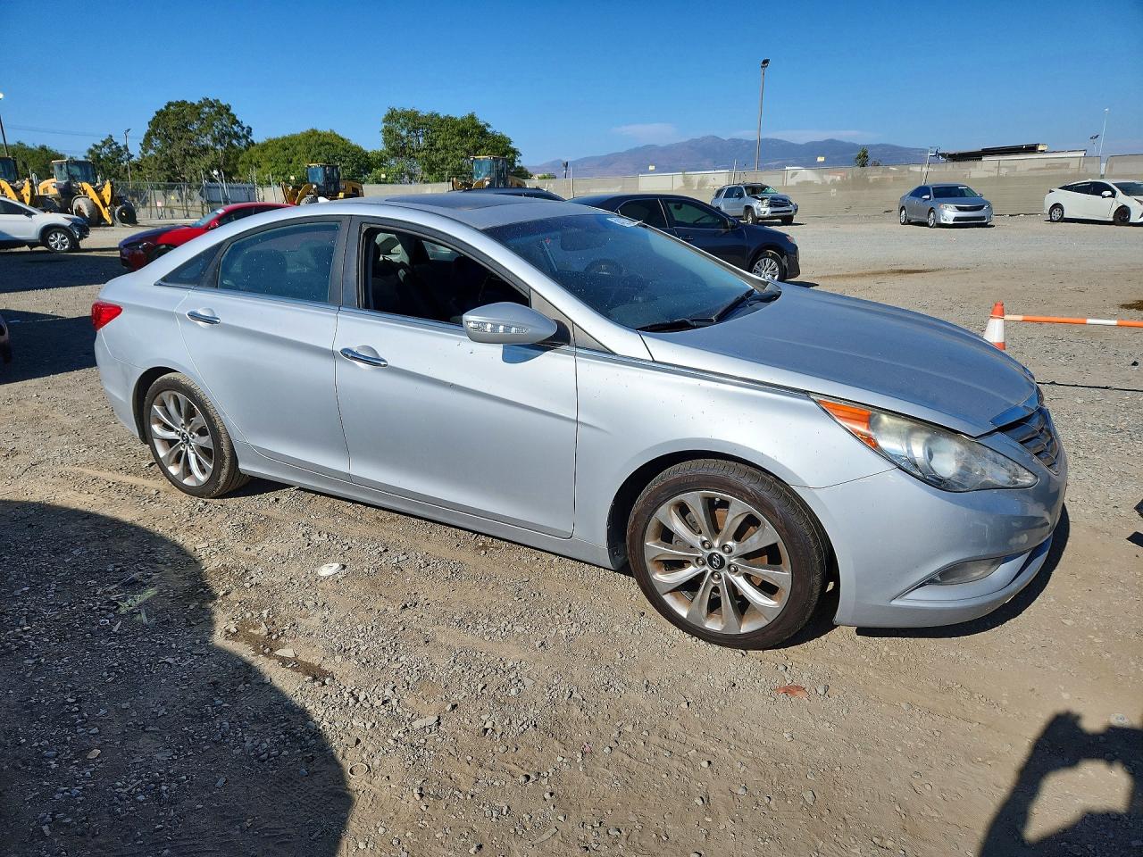 2011 HYUNDAI SONATA