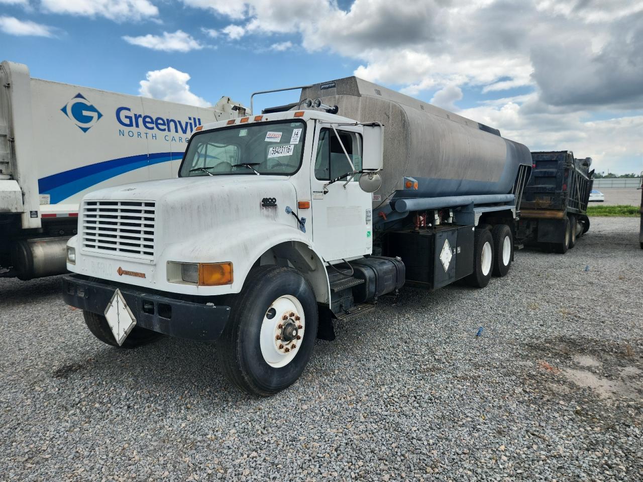 1999 INTERNATIONAL 4000 SERIE
