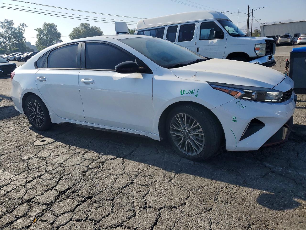 2022 KIA FORTE