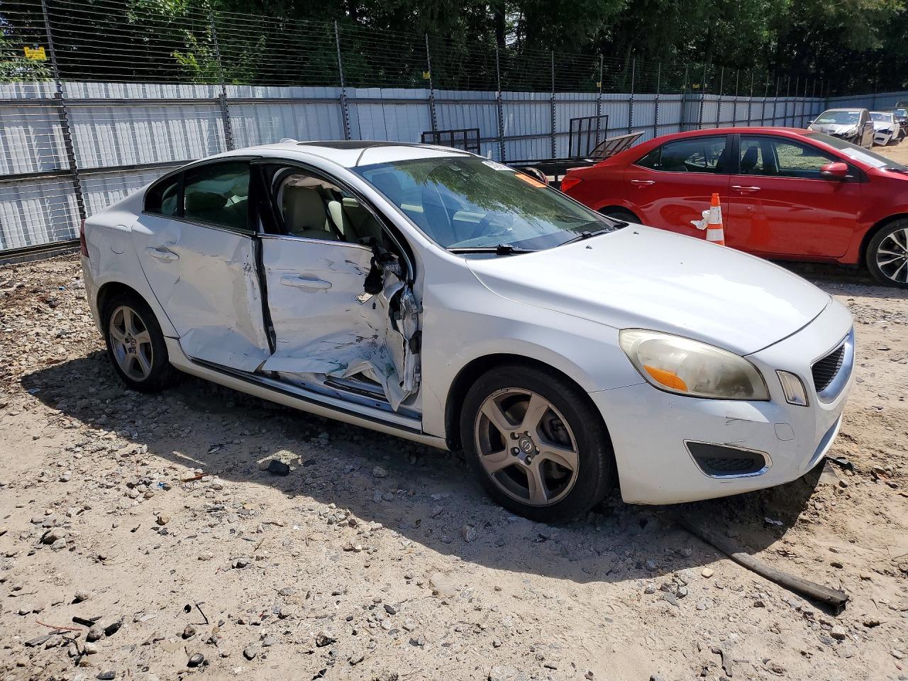 2012 VOLVO S60