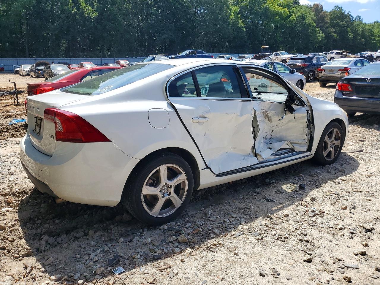 2012 VOLVO S60
