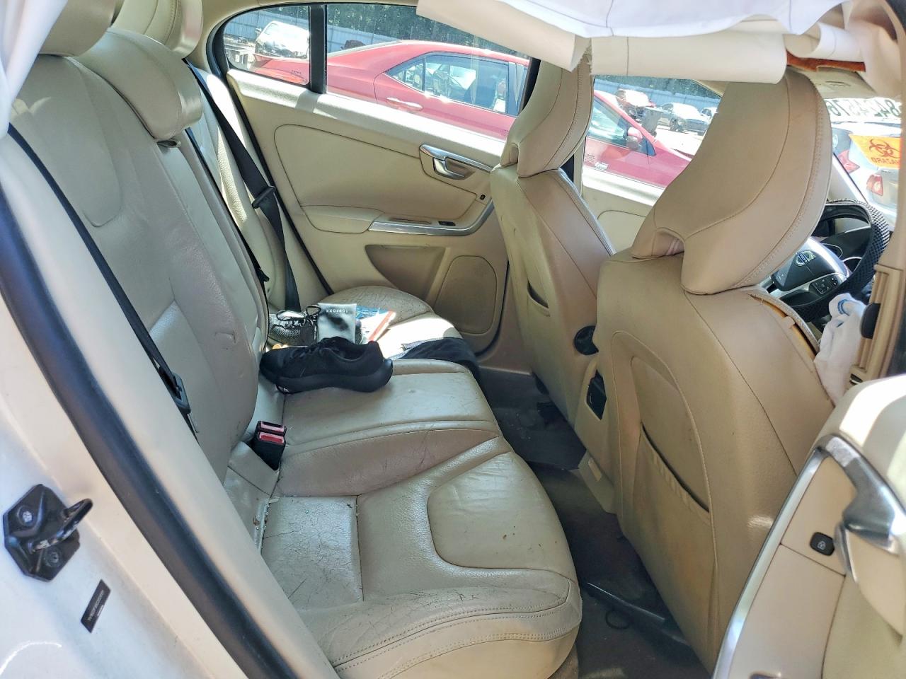 2012 VOLVO S60