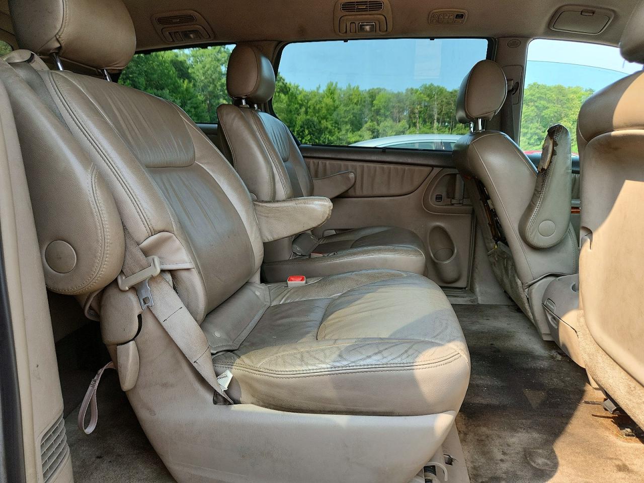 2006 TOYOTA SIENNA
