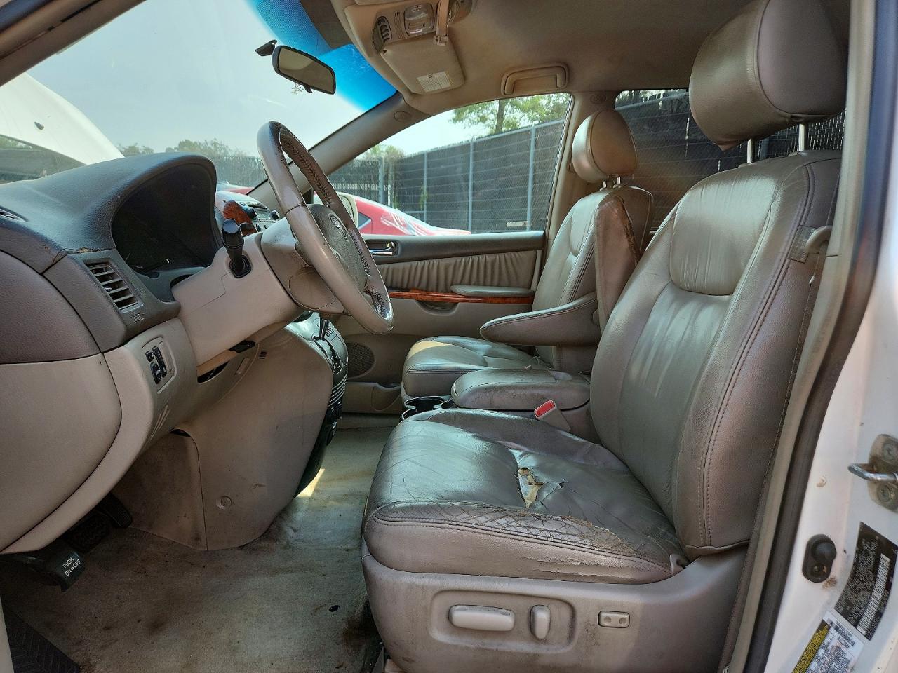 2006 TOYOTA SIENNA