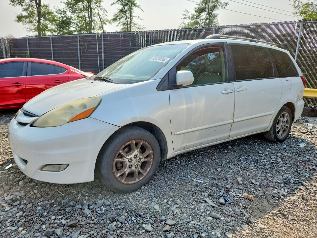 2006 TOYOTA SIENNA