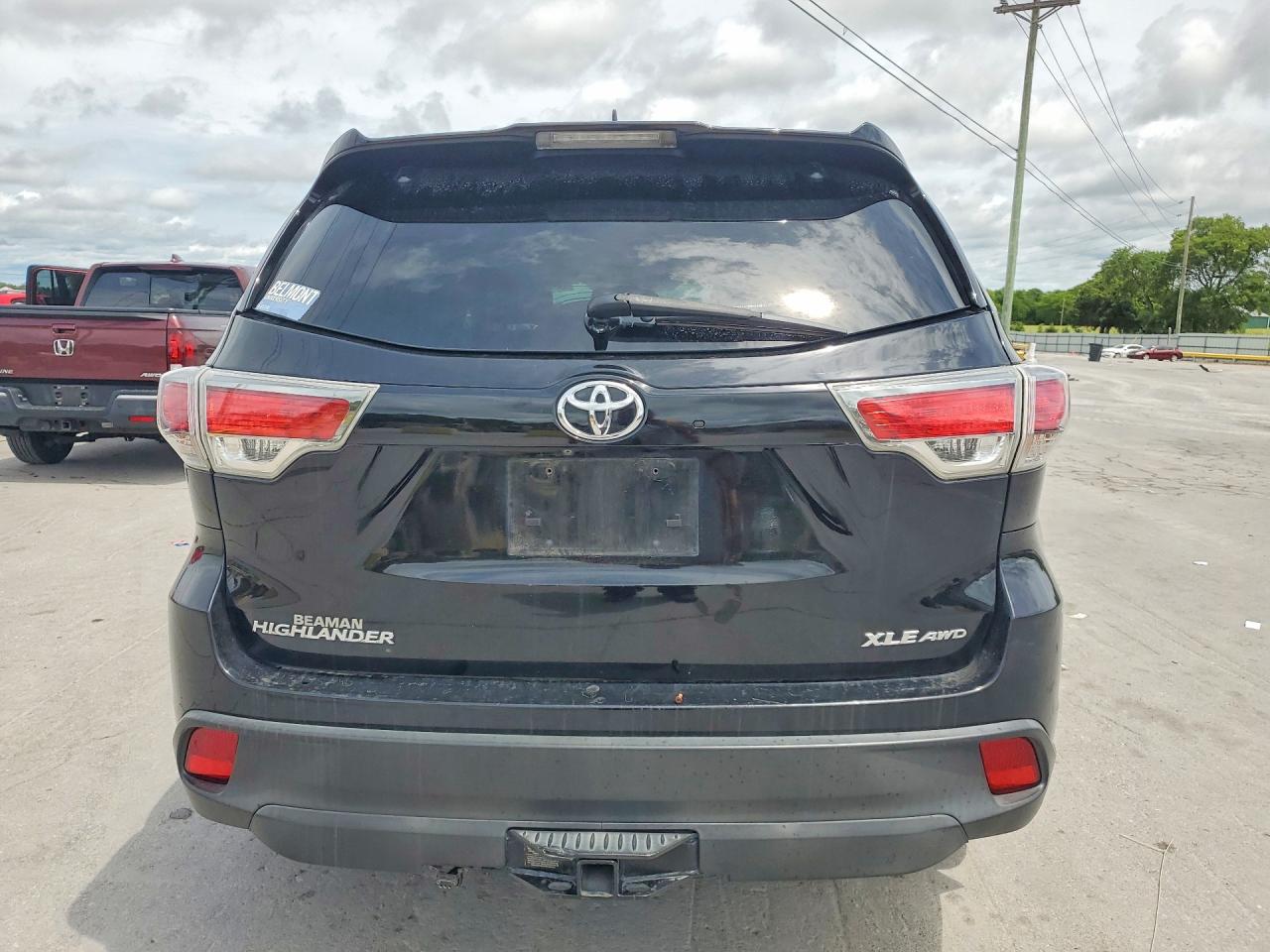 2016 TOYOTA HIGHLANDER