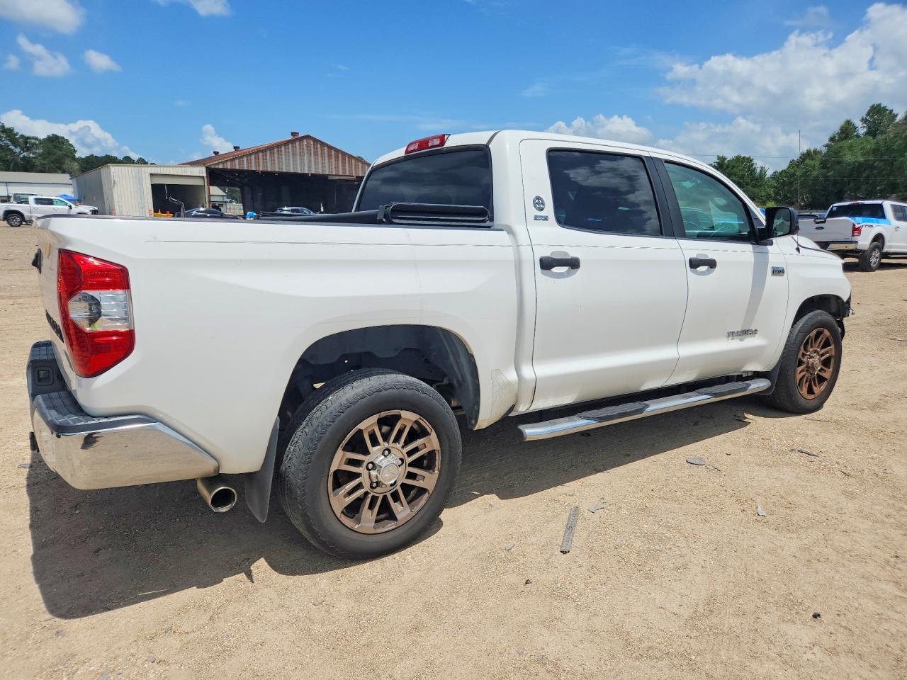 2014 TOYOTA TUNDRA