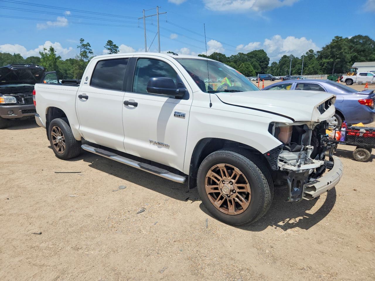 2014 TOYOTA TUNDRA