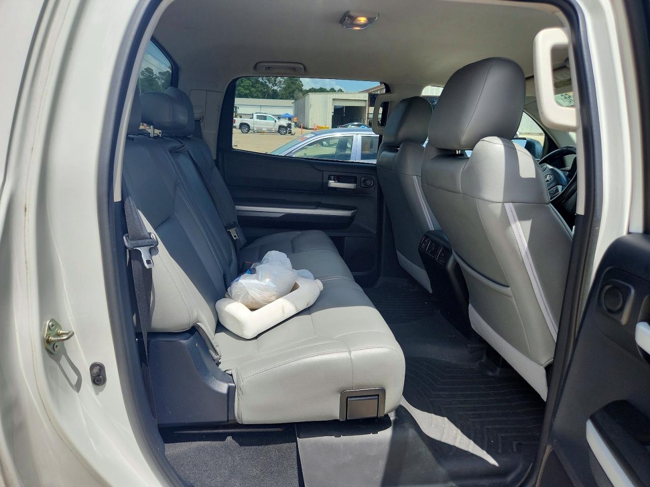 2014 TOYOTA TUNDRA
