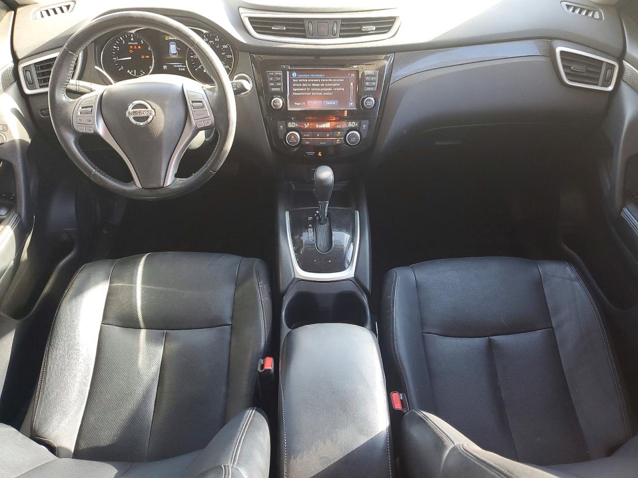 2016 NISSAN ROGUE