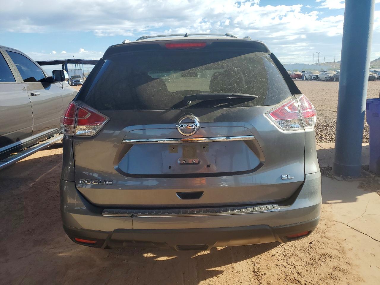 2016 NISSAN ROGUE