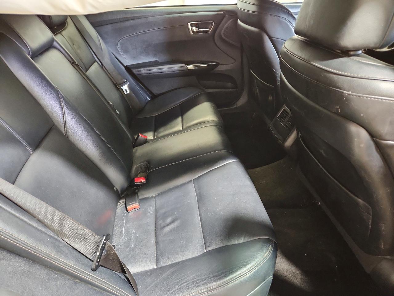 2016 TOYOTA AVALON