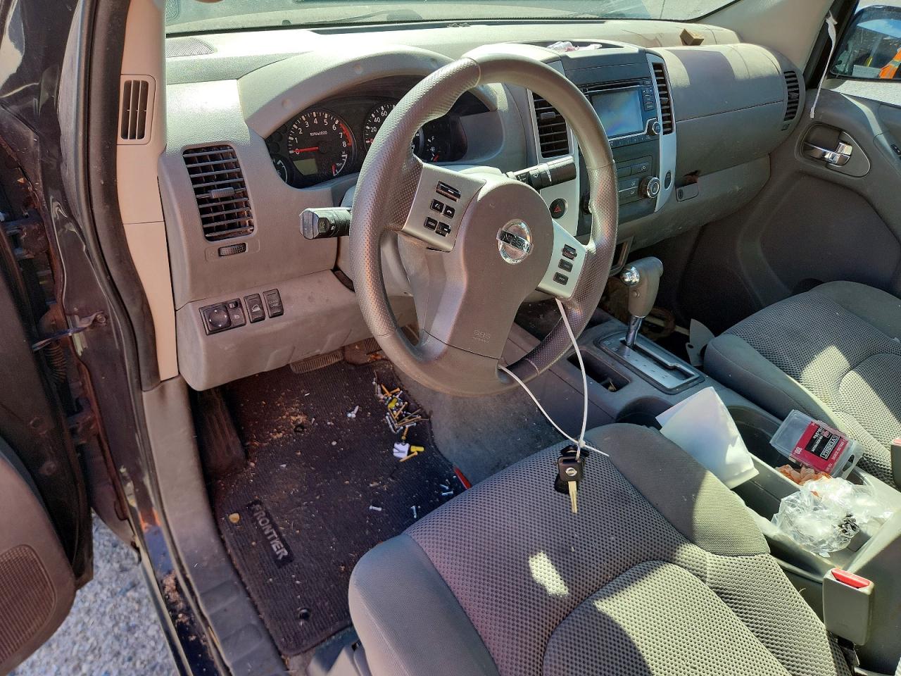 2015 NISSAN FRONTIER