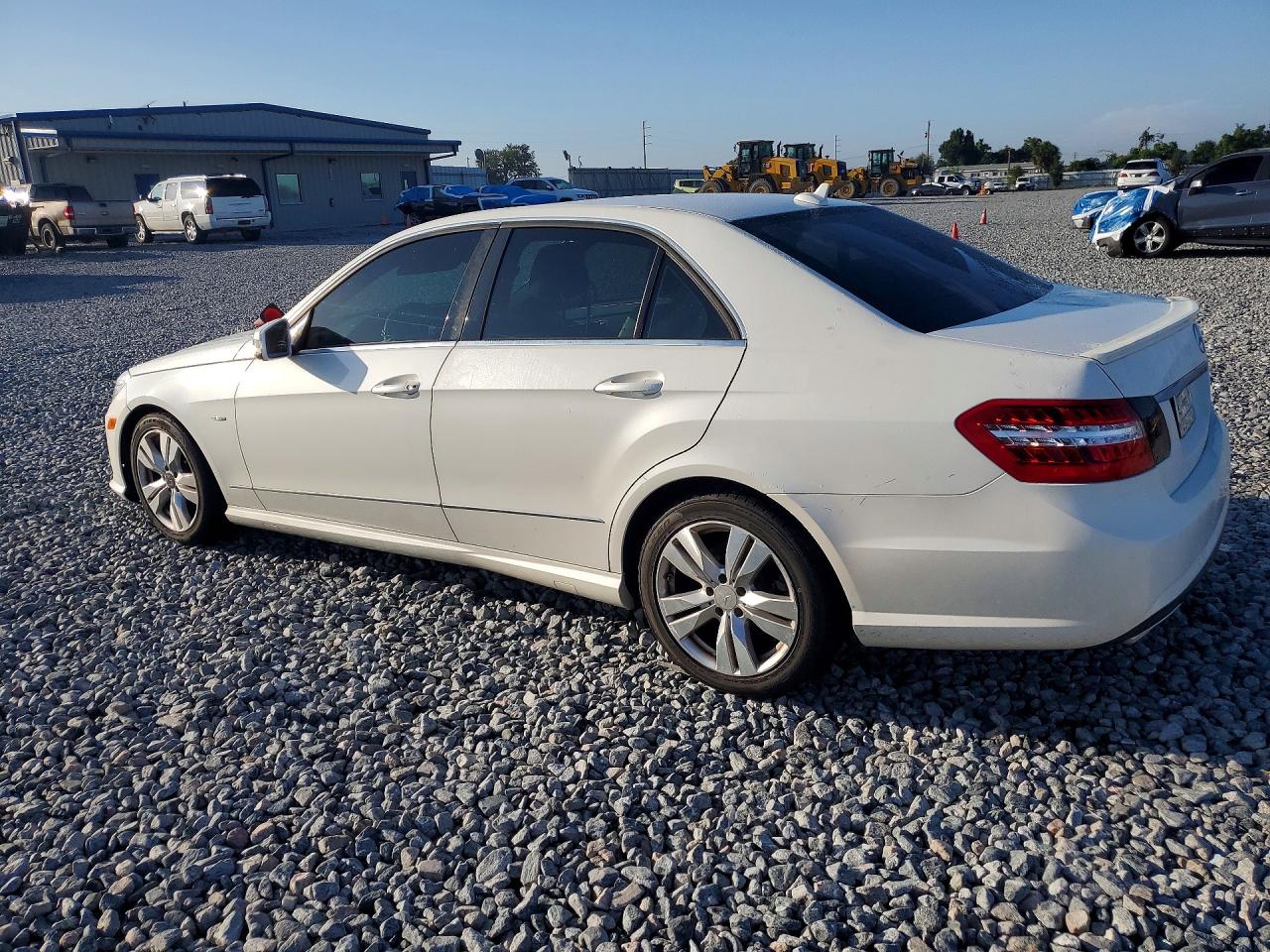 2011 MERCEDES-BENZ E-CLASS
