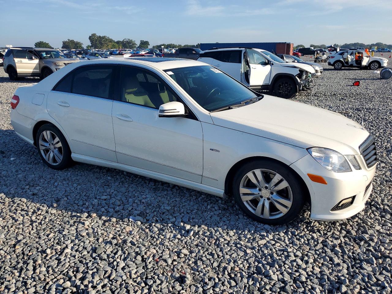 2011 MERCEDES-BENZ E-CLASS