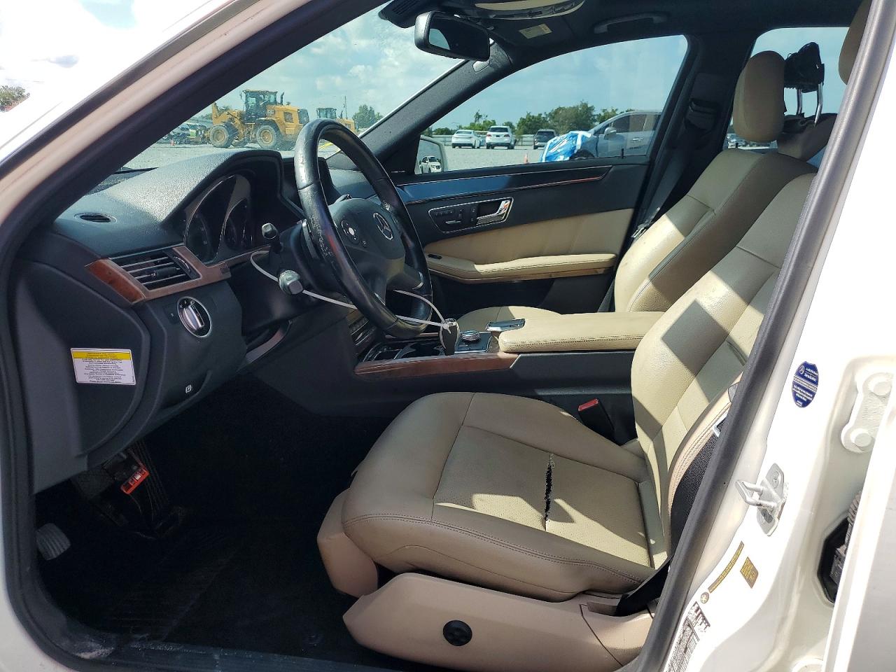 2011 MERCEDES-BENZ E-CLASS