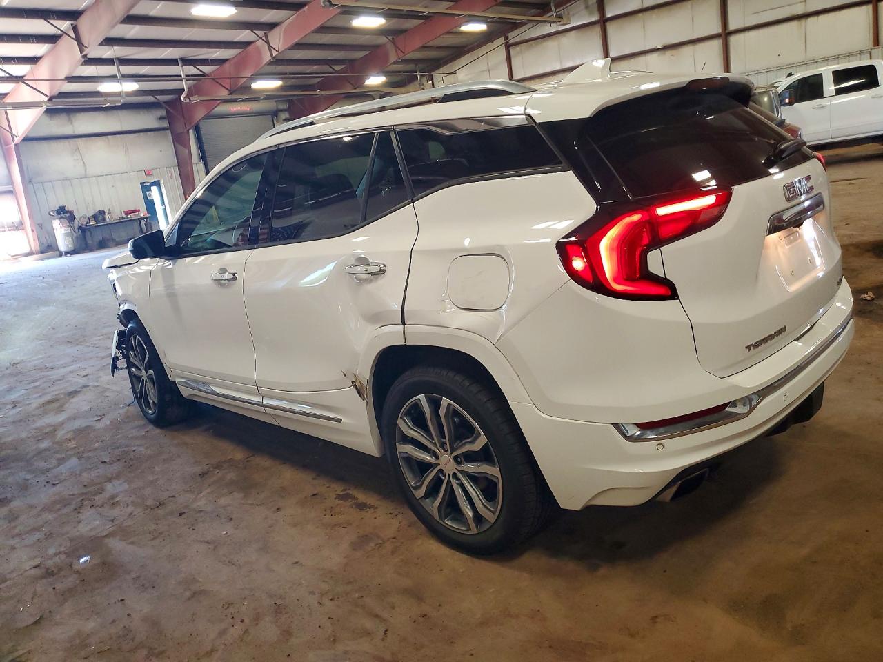 2020 GMC TERRAIN
