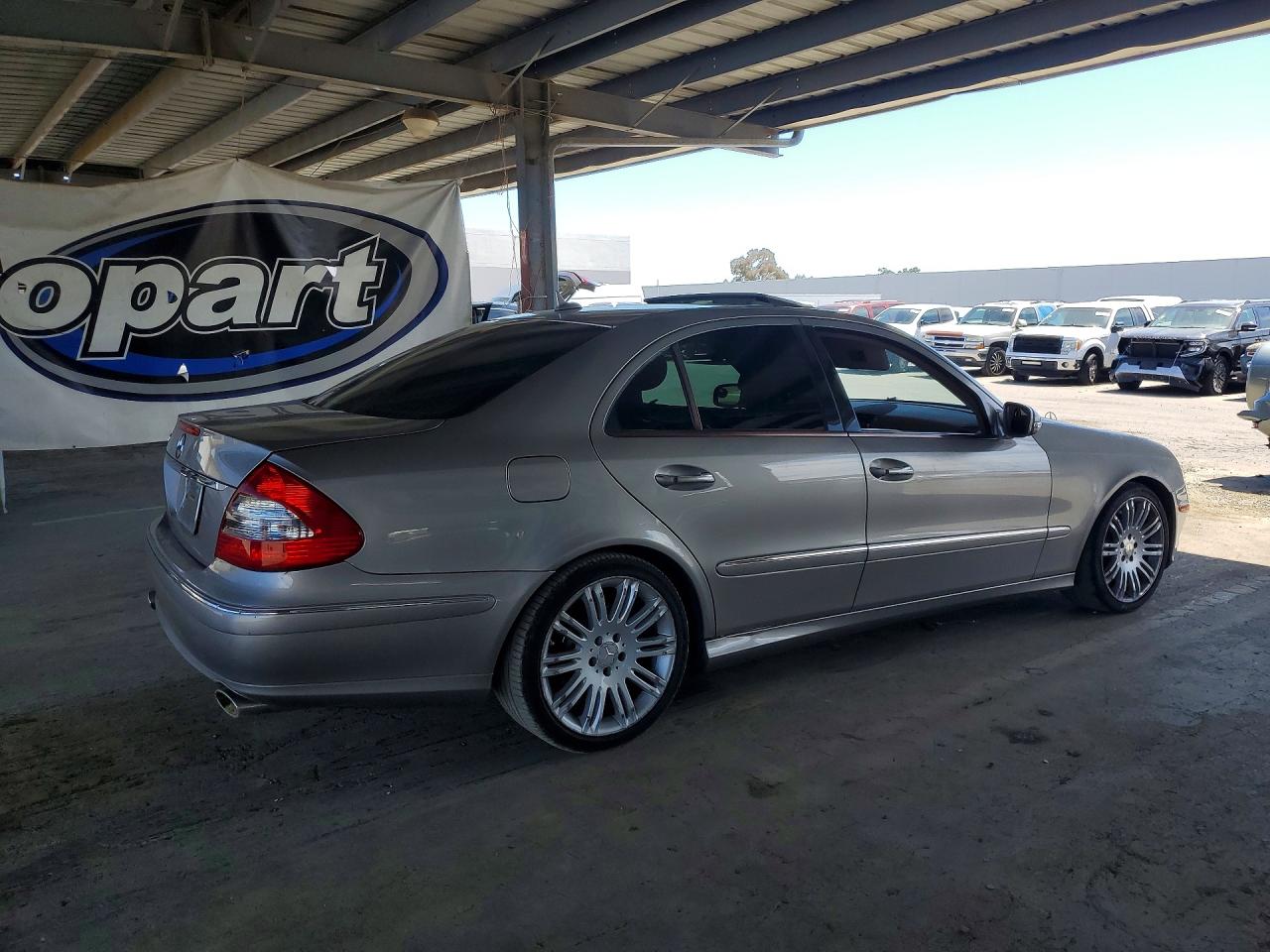 2008 MERCEDES-BENZ E-CLASS