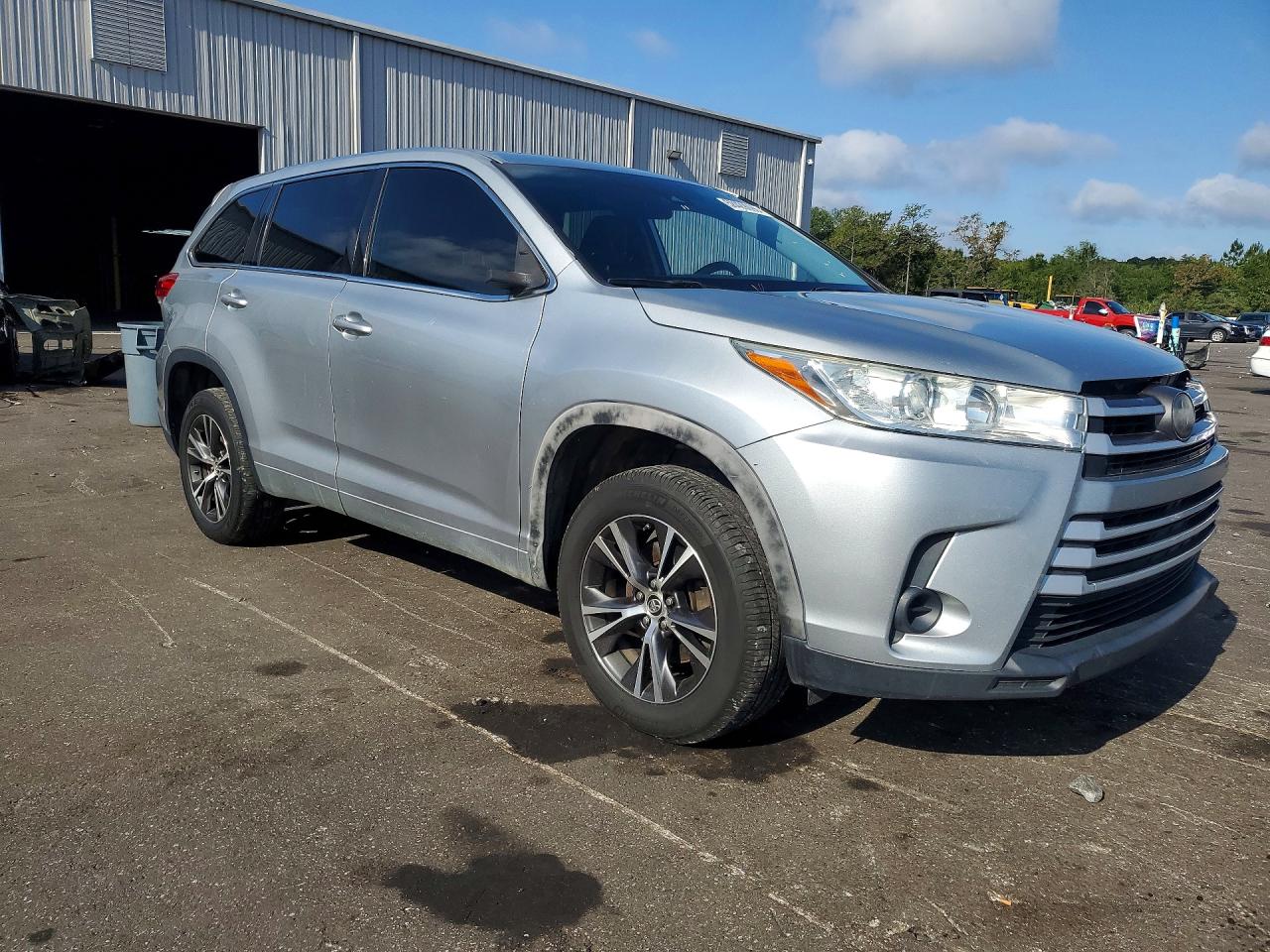 2018 TOYOTA HIGHLANDER
