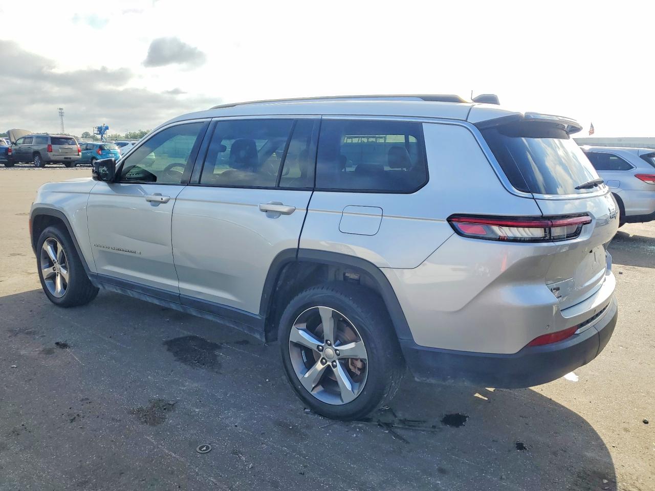 2021 JEEP CHEROKEE