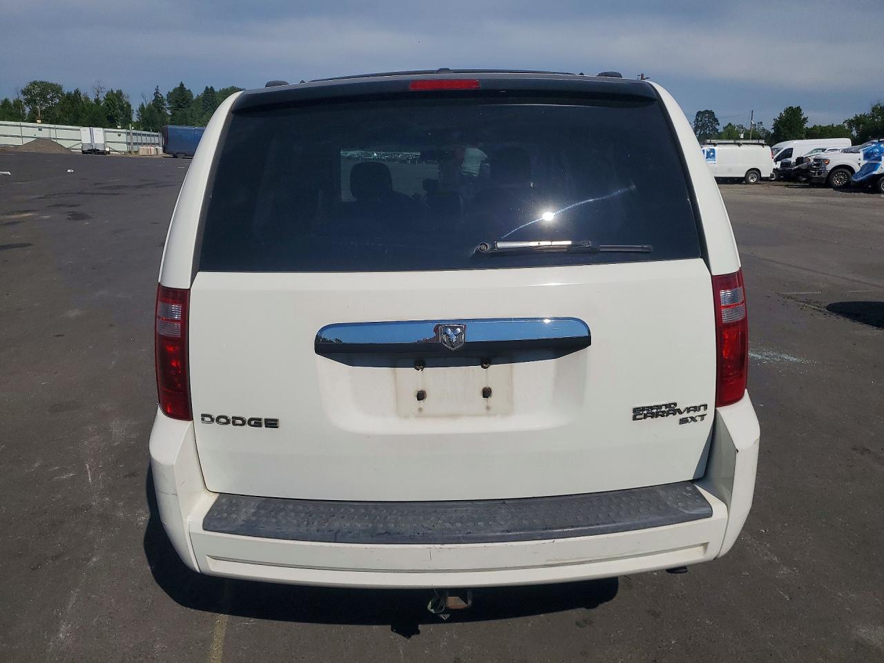 2010 DODGE CARAVAN