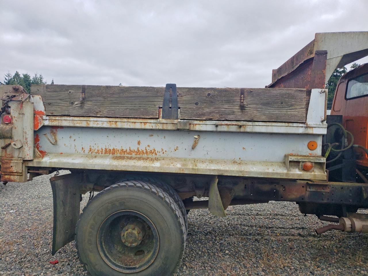 1976 GMC DUMP