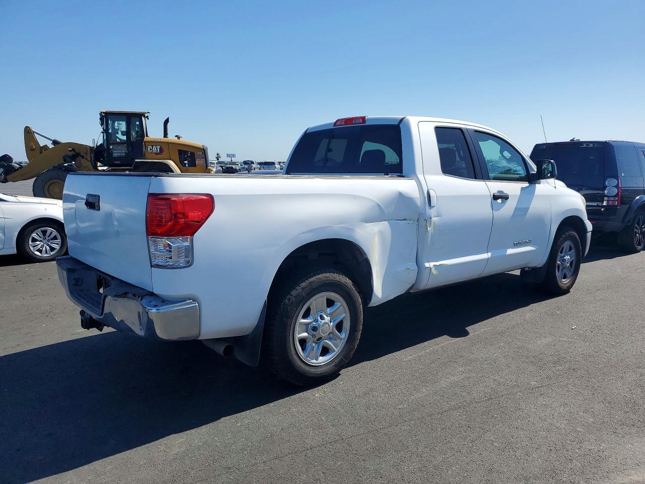 2011 TOYOTA TUNDRA