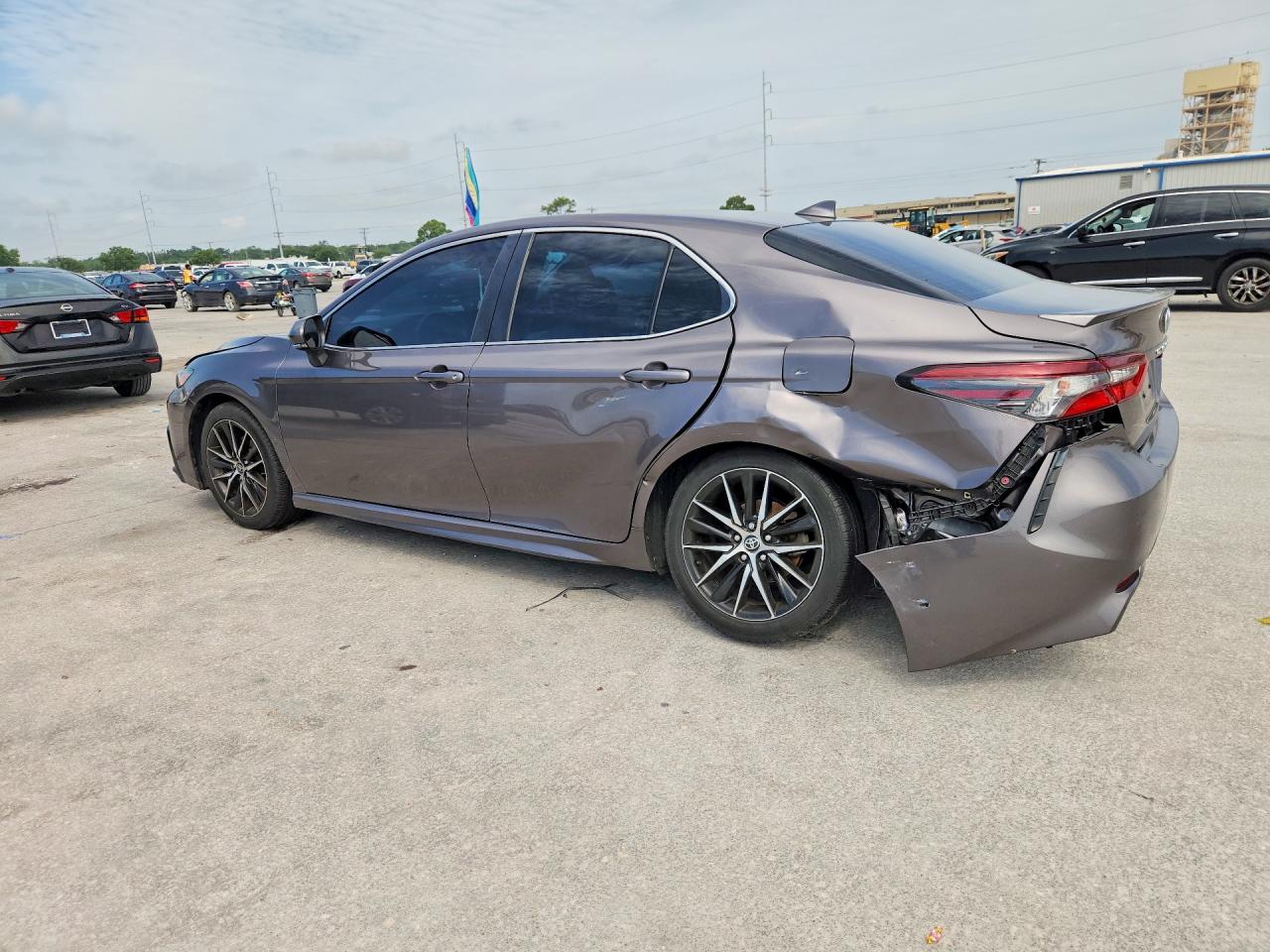 2022 TOYOTA CAMRY