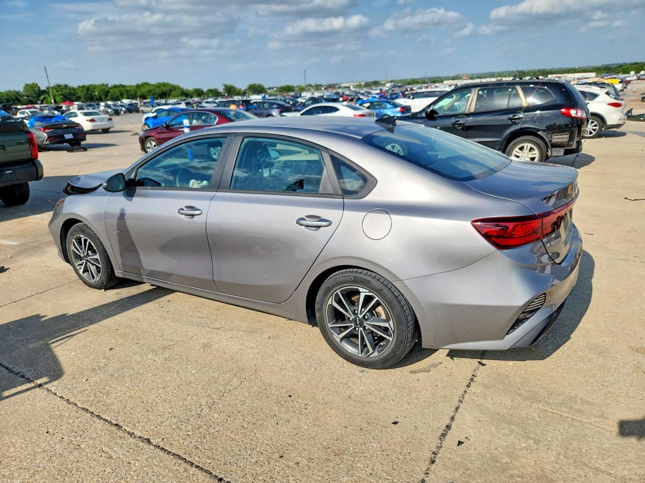 2023 KIA FORTE