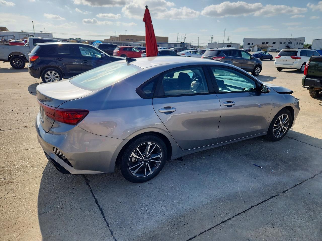 2023 KIA FORTE
