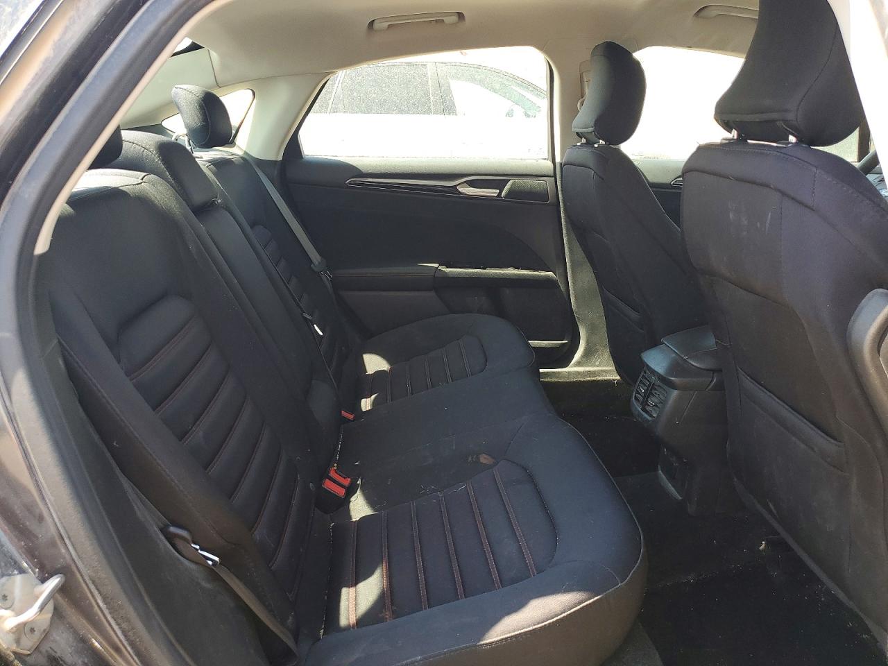 2016 FORD FUSION