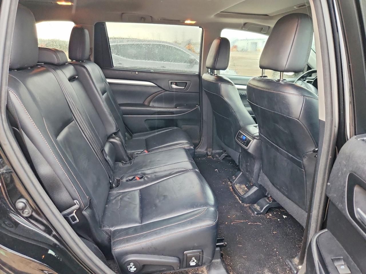 2014 TOYOTA HIGHLANDER