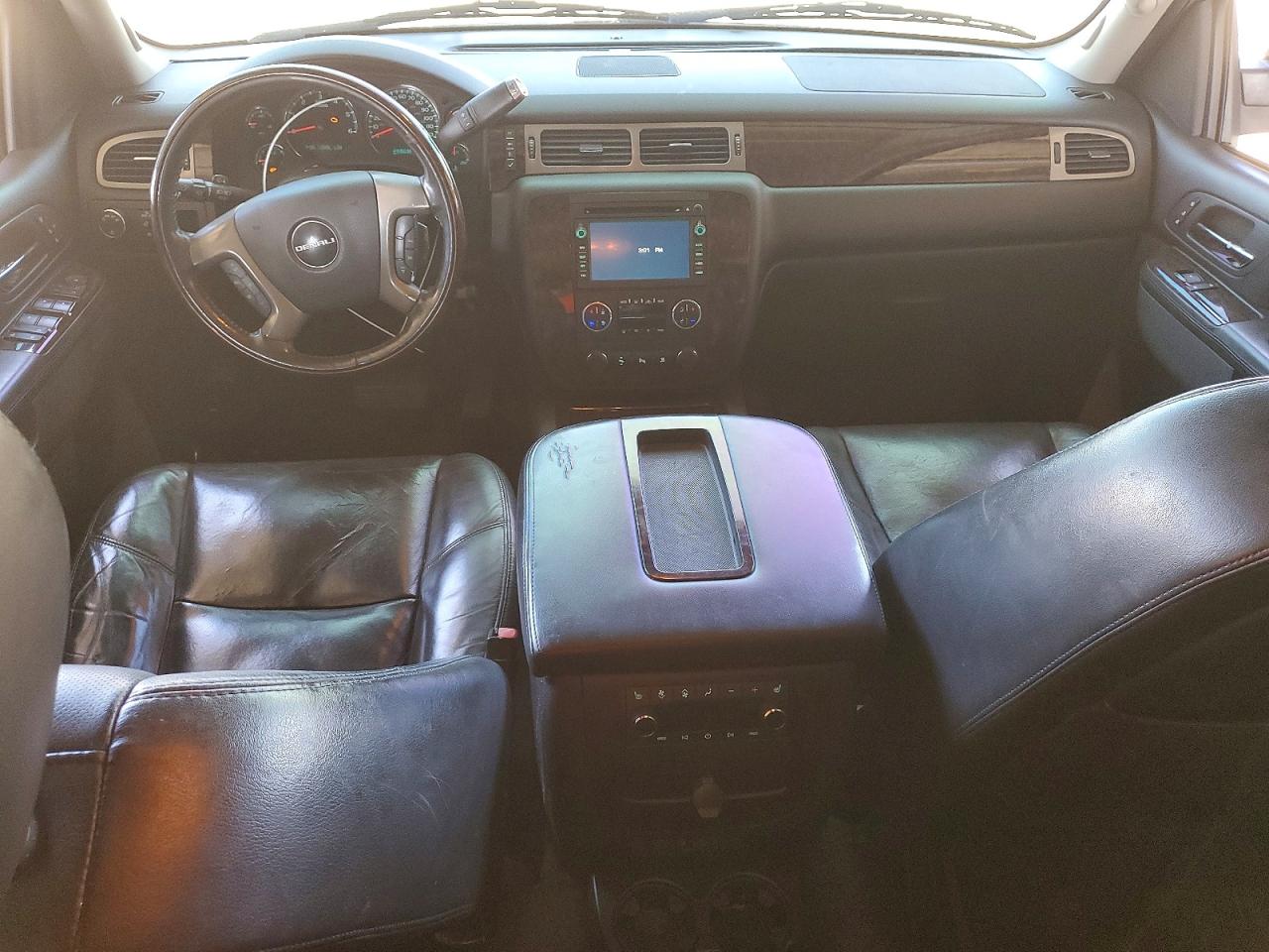 2011 GMC YUKON