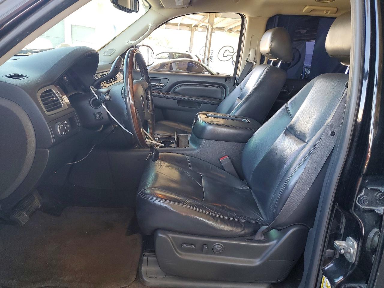 2011 GMC YUKON