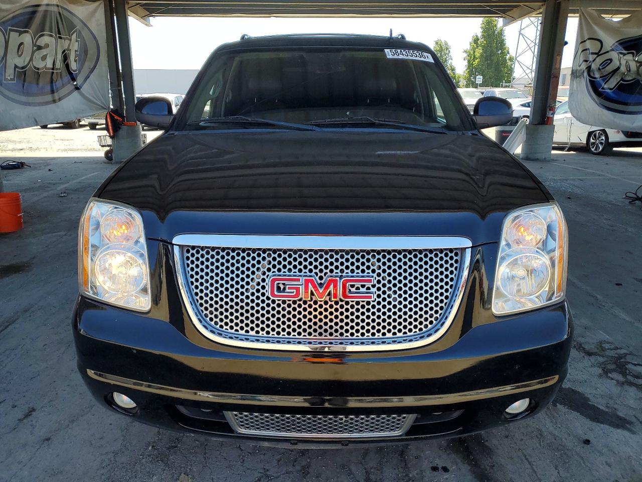 2011 GMC YUKON