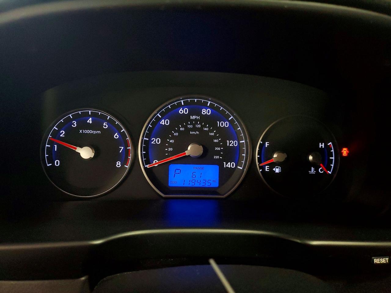 2010 HYUNDAI SANTA FE