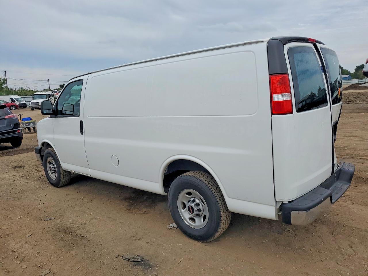 2022 GMC SAVANA