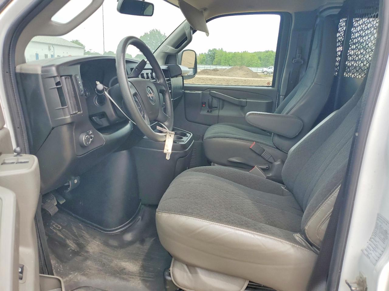 2022 GMC SAVANA