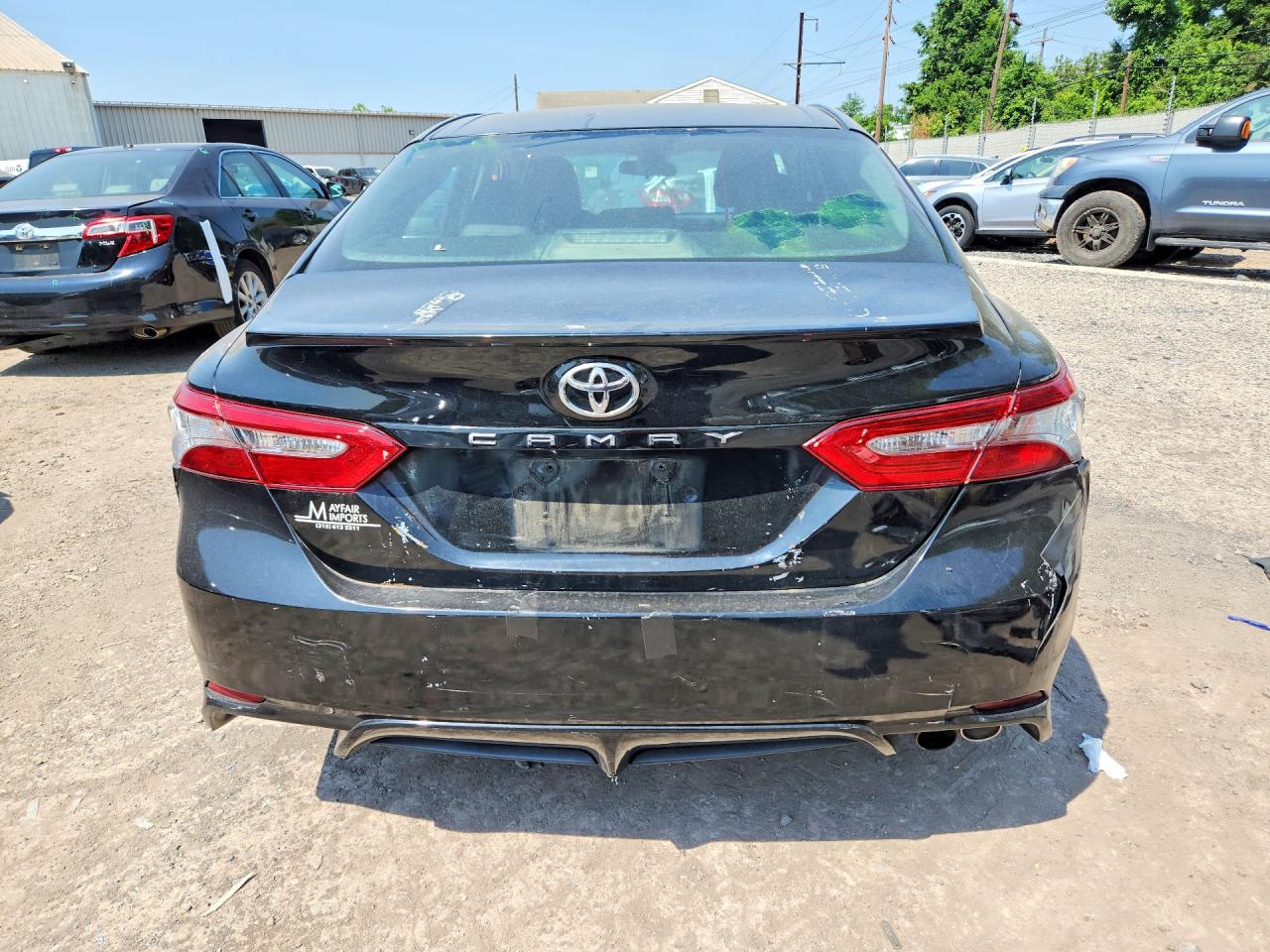 2018 TOYOTA CAMRY