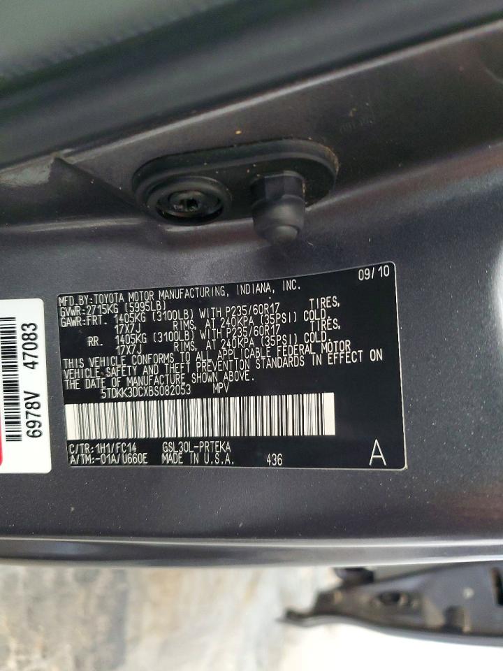 2011 TOYOTA SIENNA