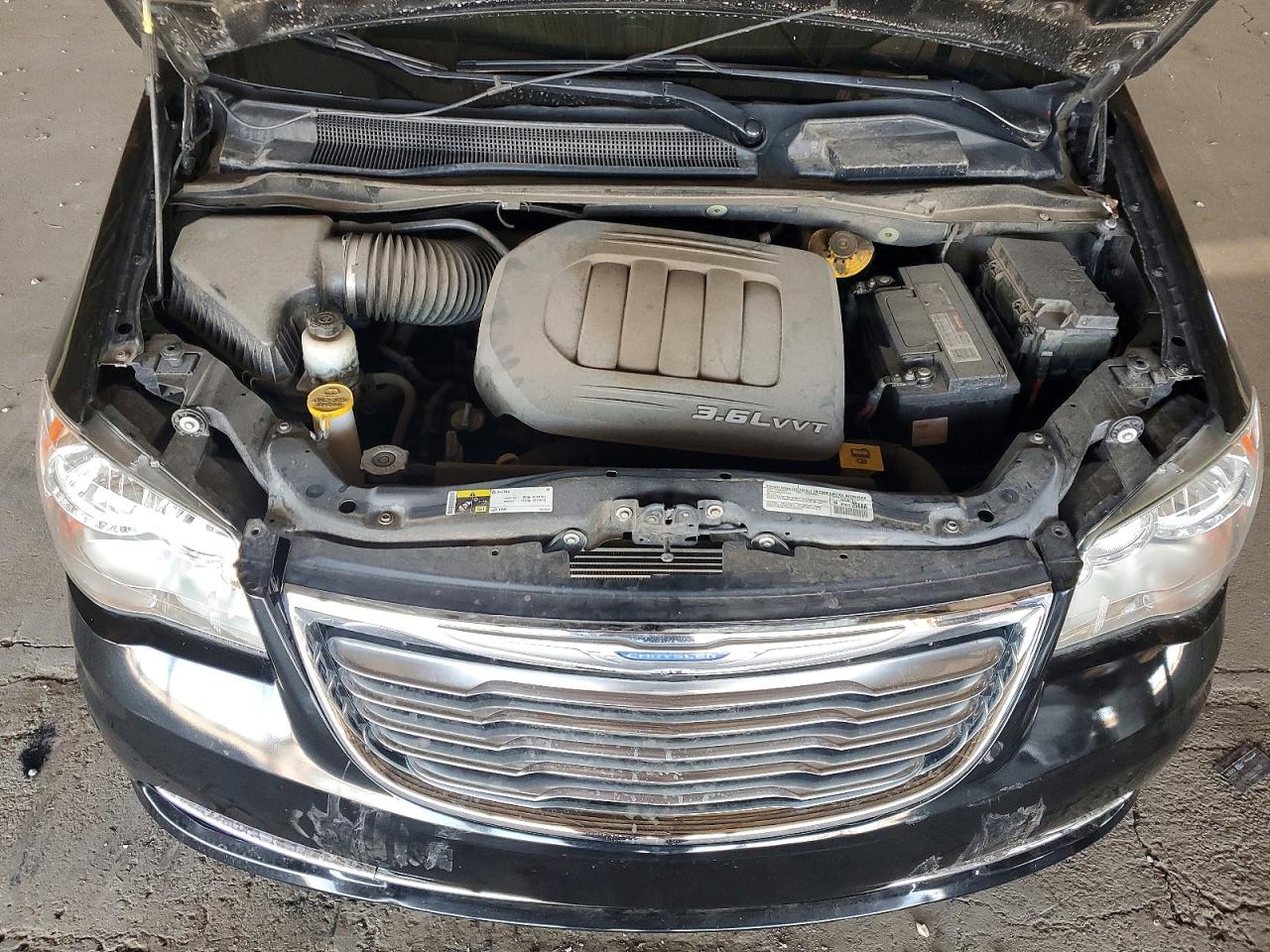 2014 CHRYSLER MINIVAN