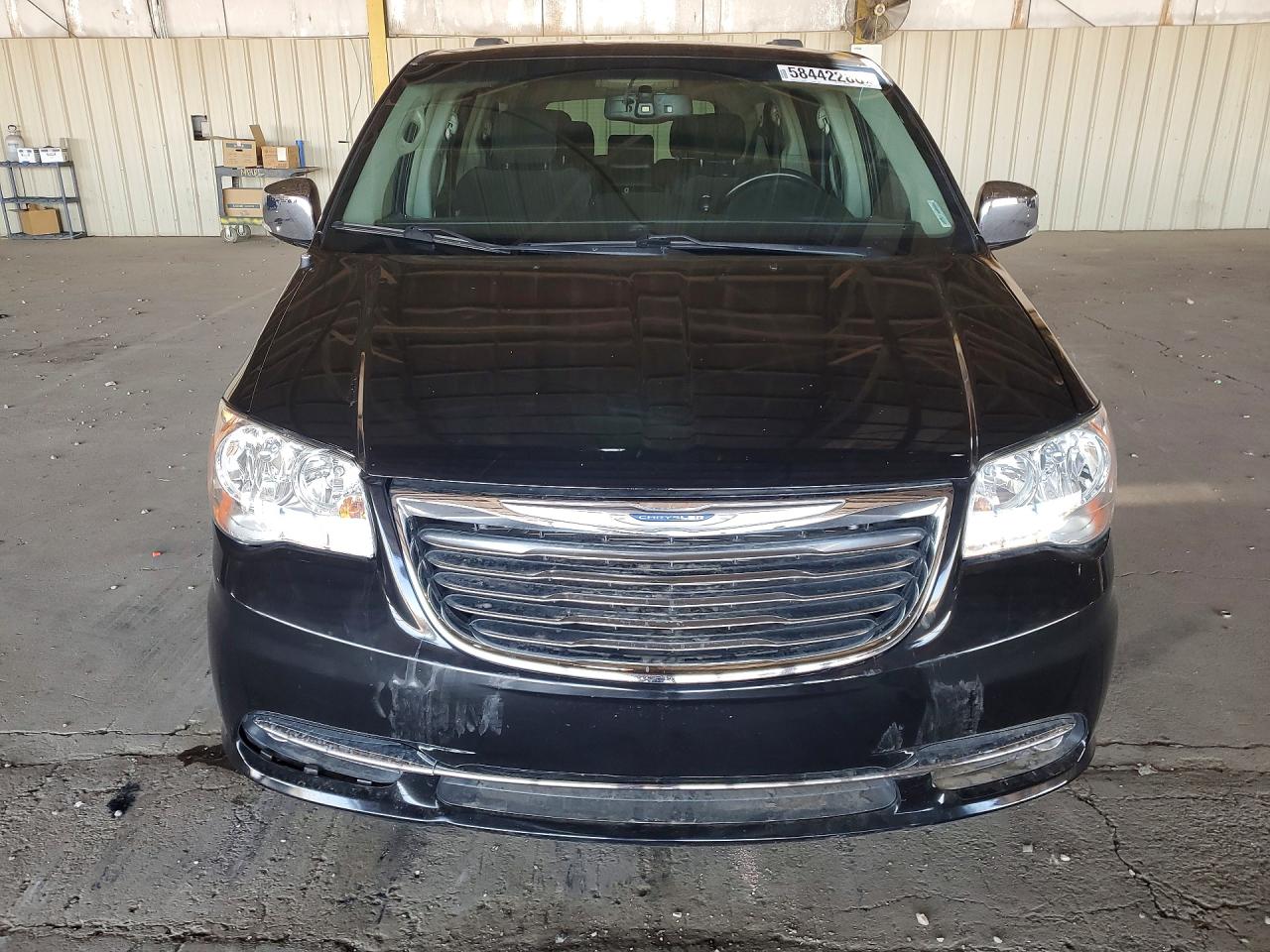 2014 CHRYSLER MINIVAN