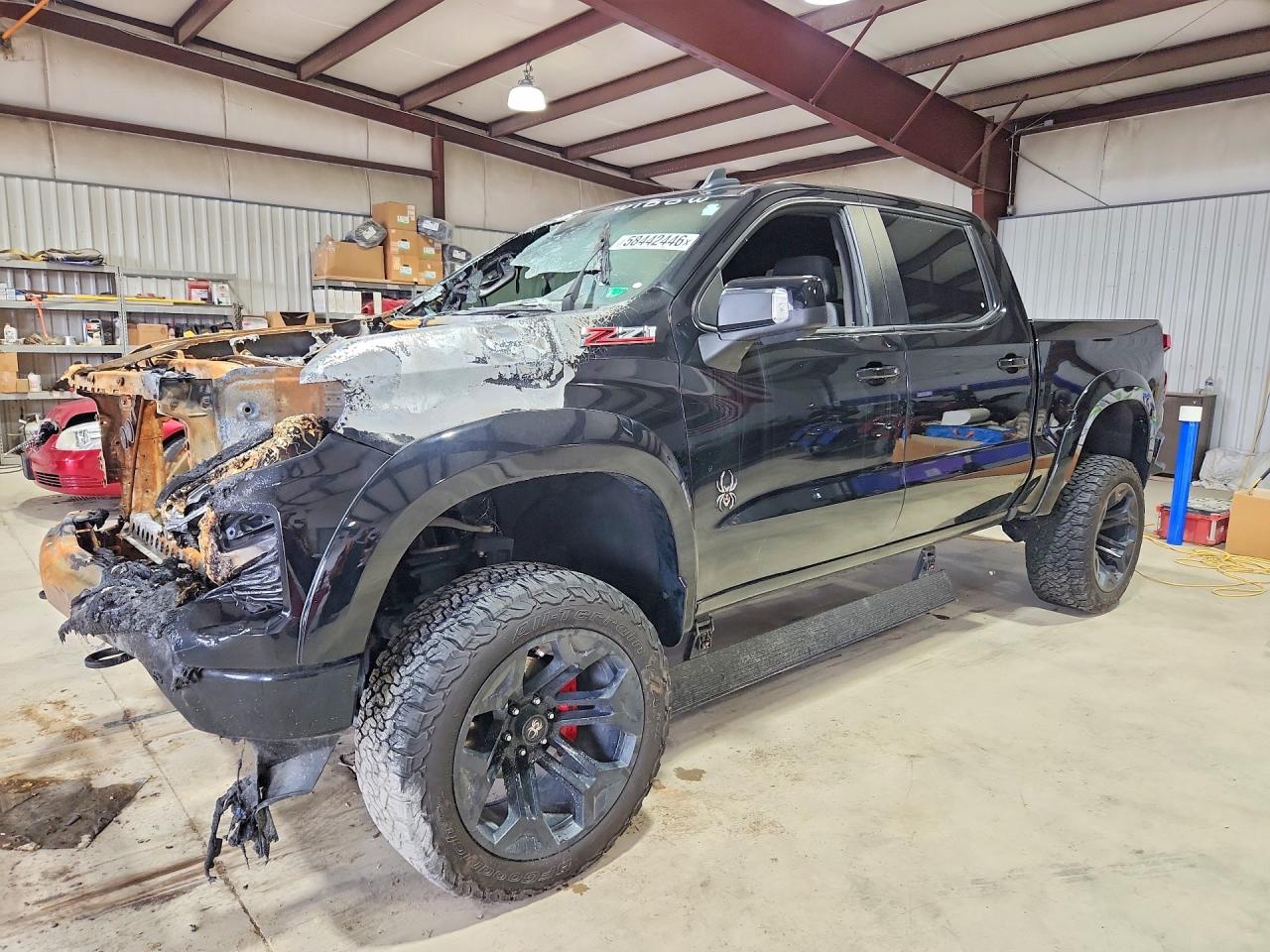 2024 CHEVROLET SILVERADO