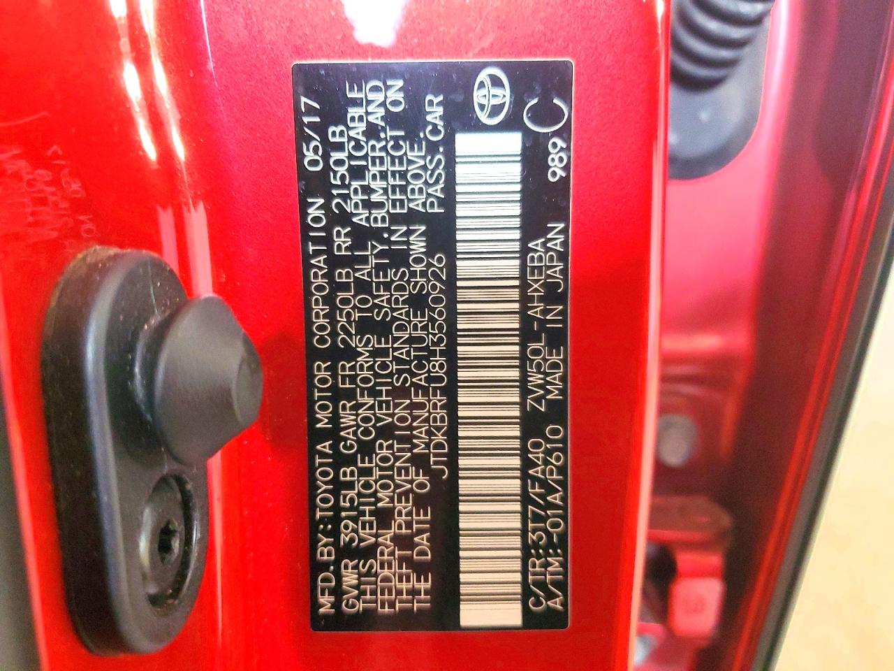 2017 TOYOTA PRIUS