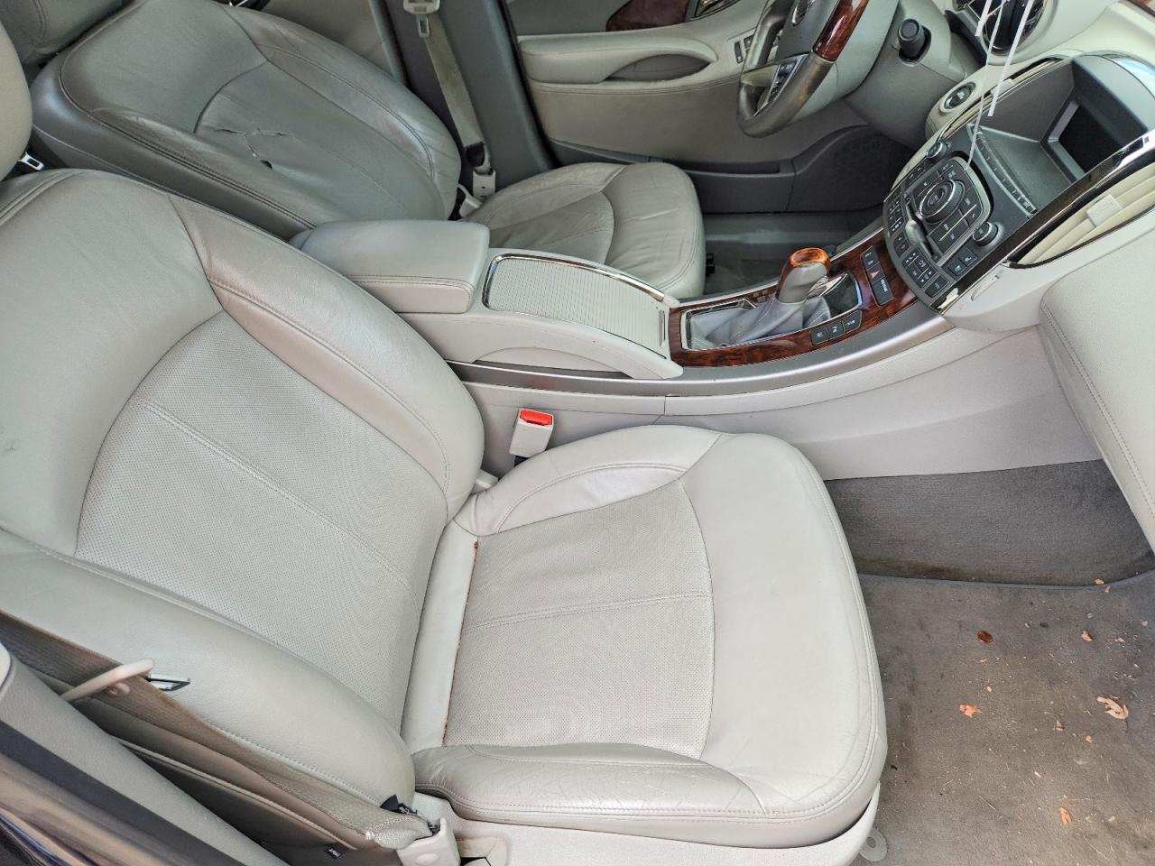 2010 BUICK LACROSSE