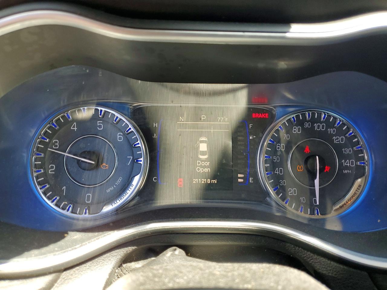 2015 CHRYSLER 200