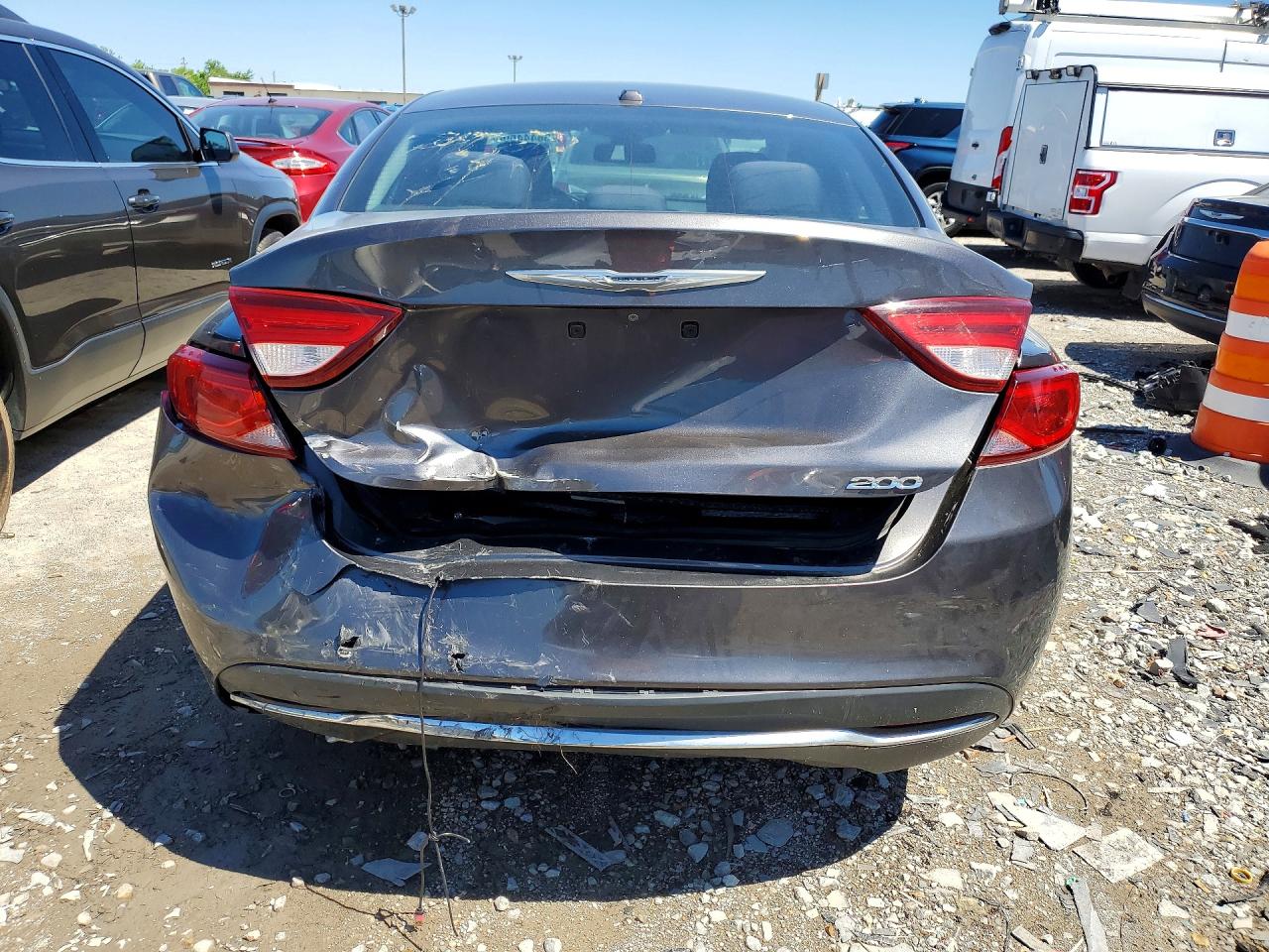 2015 CHRYSLER 200