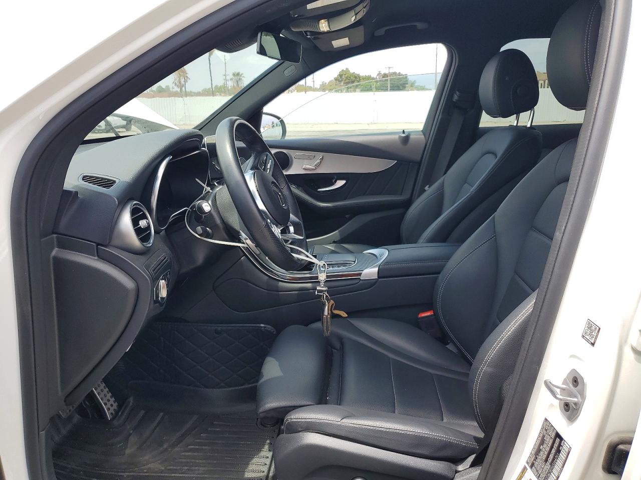 2022 MERCEDES-BENZ GLC-CLASS